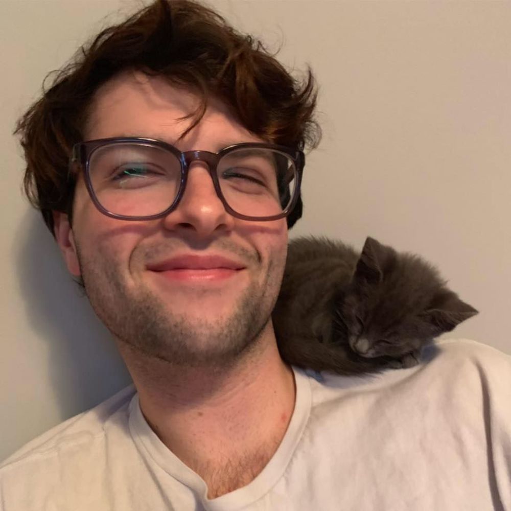Meet your Posher, Alex